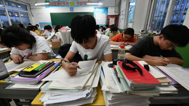 Dampak Psikologis Ujian Sekolah Terhadap Siswa Tingkat SMK